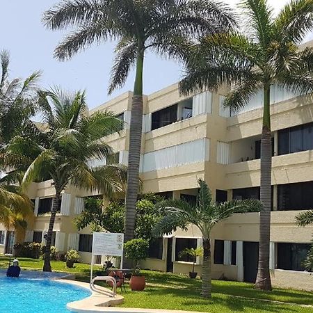 Amazing Ocean Front. 418 Apartment Канкун Екстериор снимка