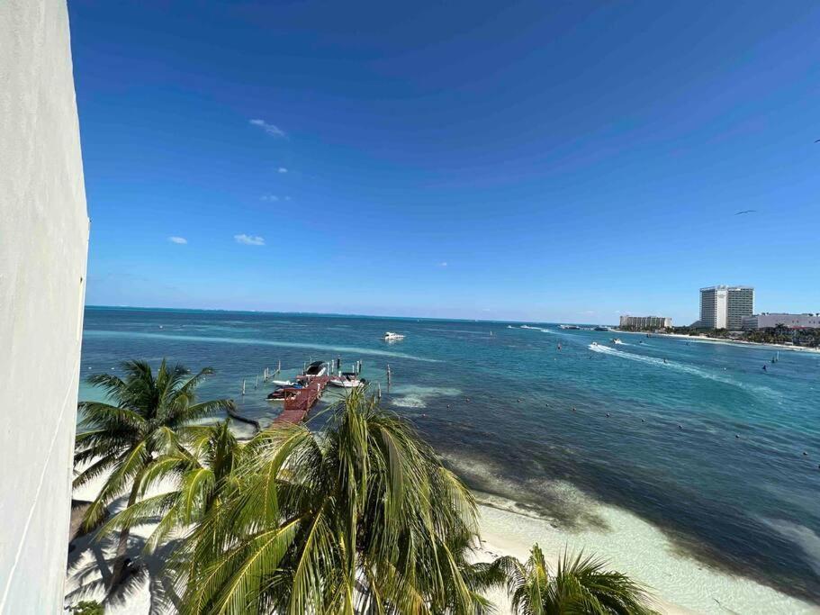 Amazing Ocean Front. 418 Apartment Канкун Екстериор снимка